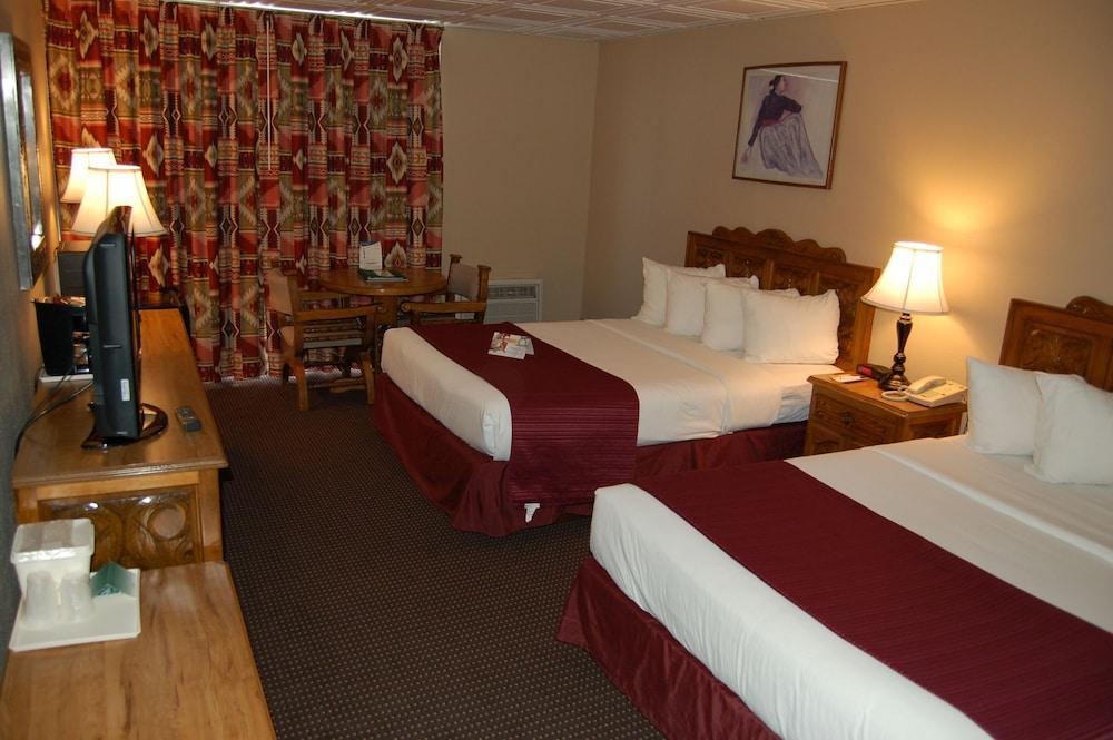 Quality Inn Таос Экстерьер фото